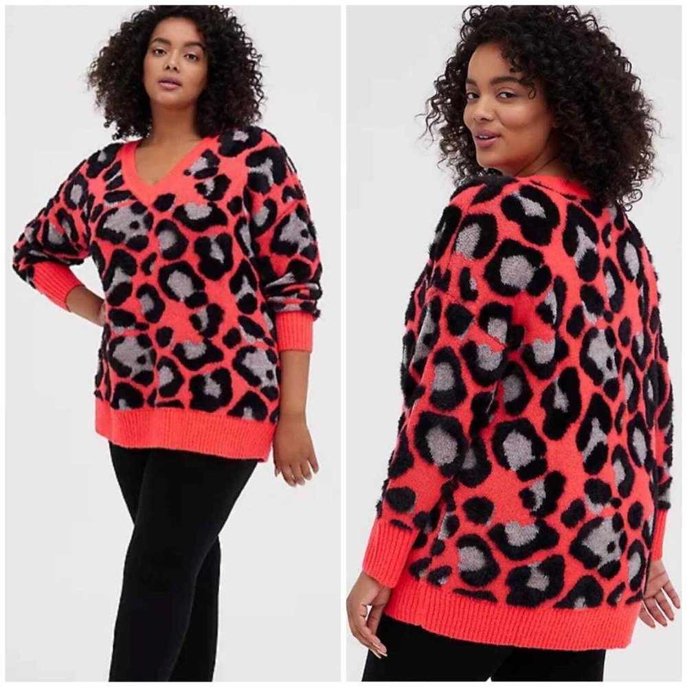 Torrid 2 Pink Gray Black Fuzzy Slouch Animal Print V Neck Sweater Cozy Soft Knit
